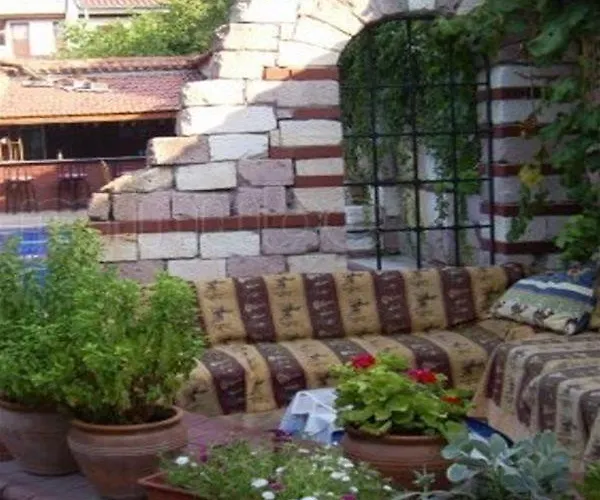 Kaleici Pera Palace 3*